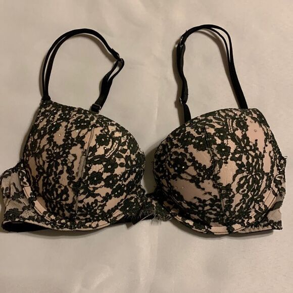 Victoria’s Secret Very Sexy 32C black/blush/sequined bra - Picture 1 of 9